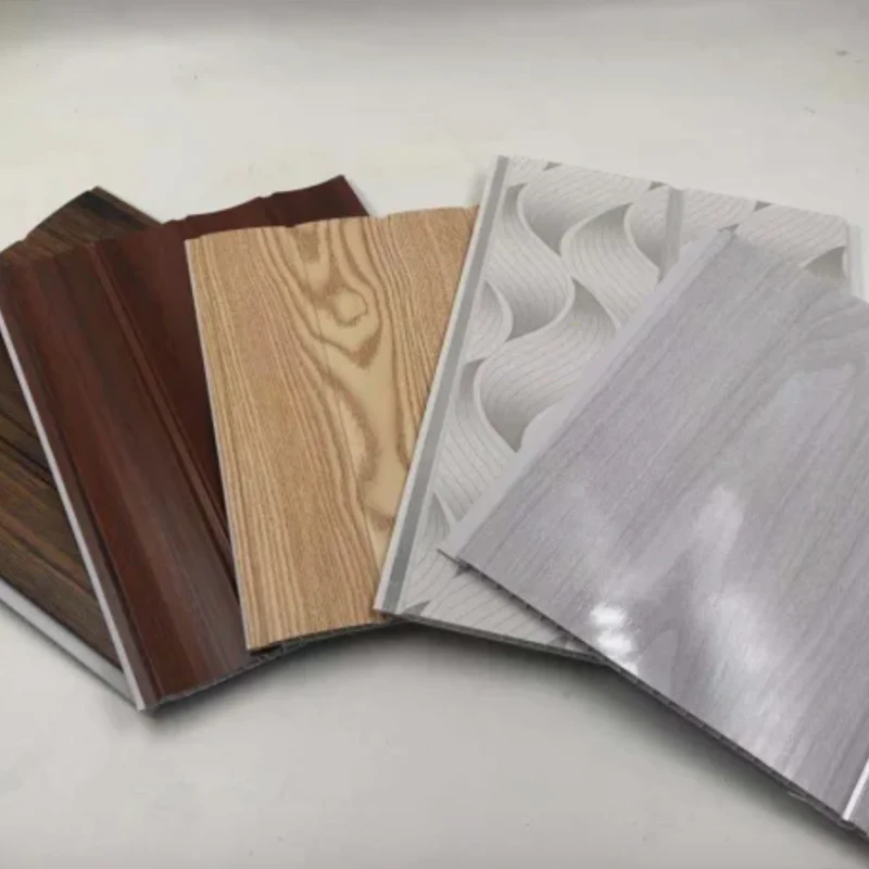 Как ламинированные потолочные панели из ПВХ улучшают решения для внутренних потолков?